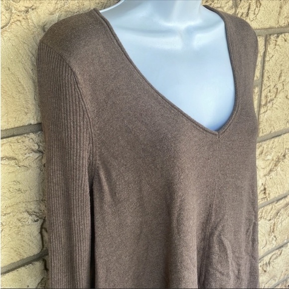 Express light brown tunic top Casual Career Small oversized sweater thin Comfy - Picture 6 of 11